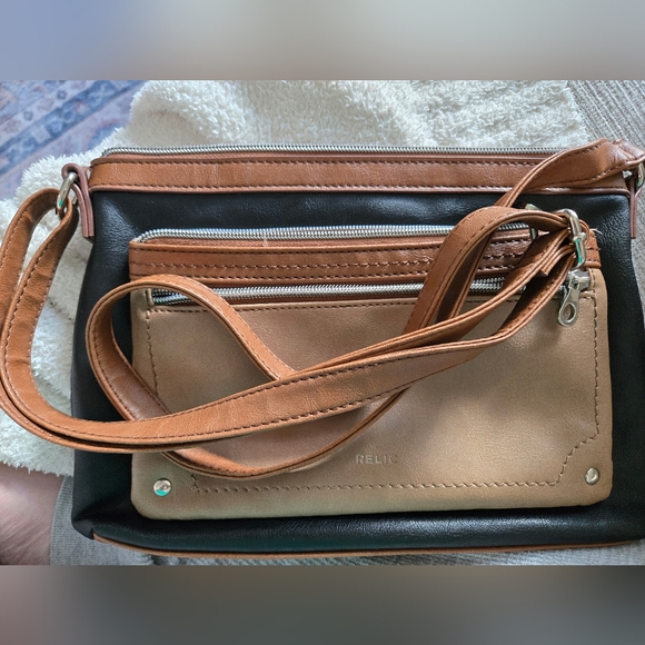 Relic Women's Tan and Black Crossbody Bag Casual - Picture 5 of 9